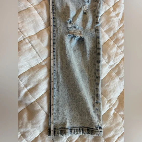 Kendall & Kylie l The Iconic High-Rise Straight l 29 - Picture 6 of 6